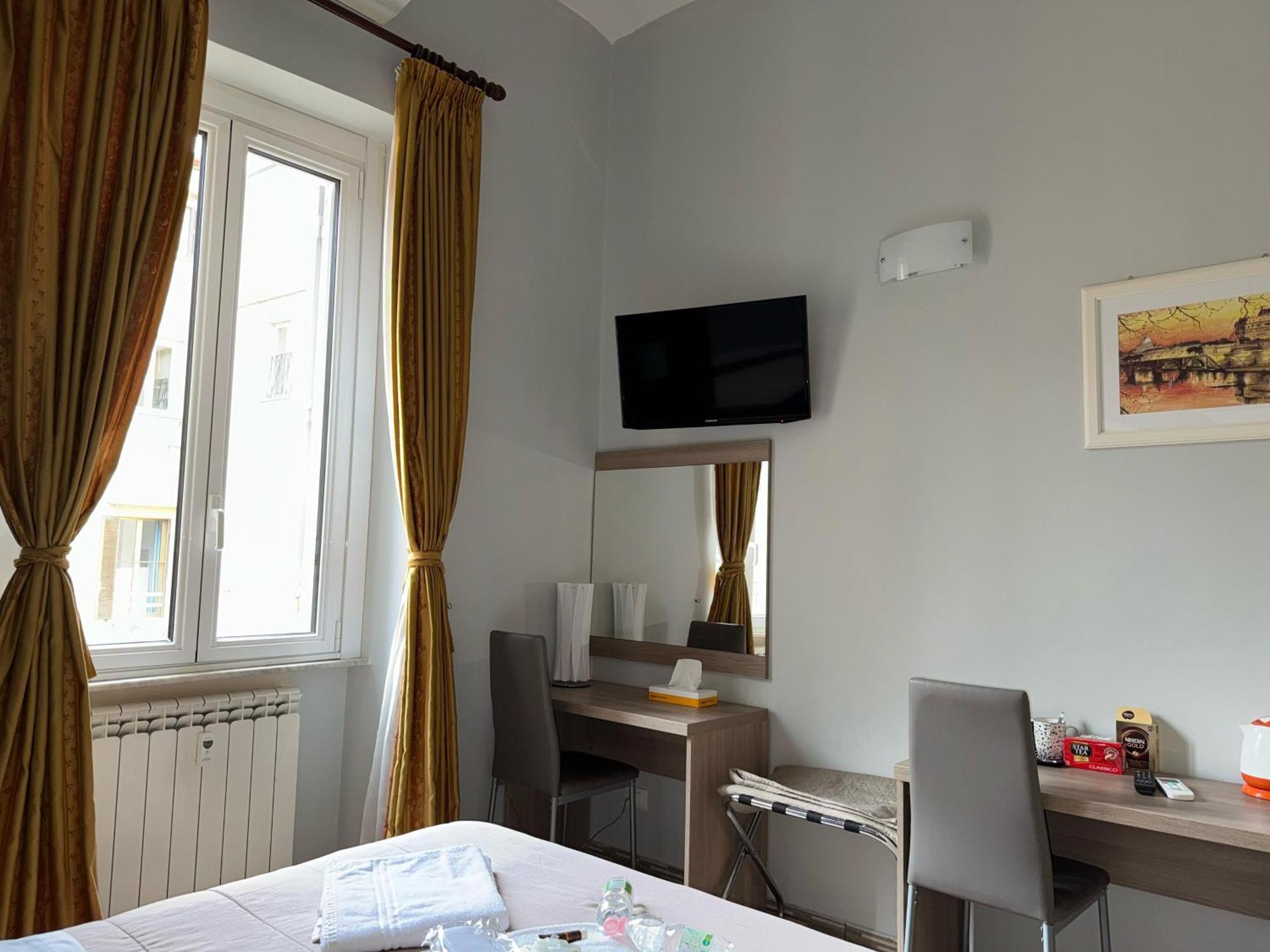 Napoleone Suite Рим Экстерьер фото